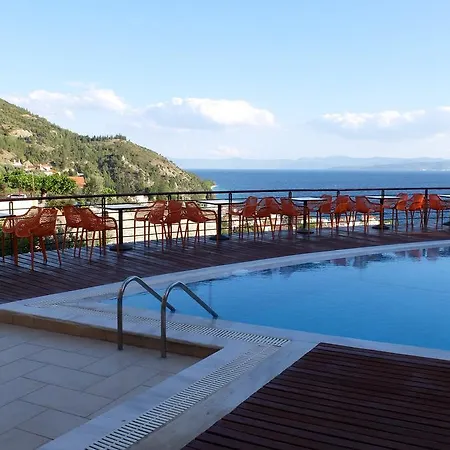 Πανσιόν αγράμπελη 3*